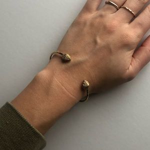 Stella & Dot Jewelry - Stella & Dot Gold Cuff Bracelet Stella & Dot Jewelry - Stella & Dot Gold Cuff Bracelet